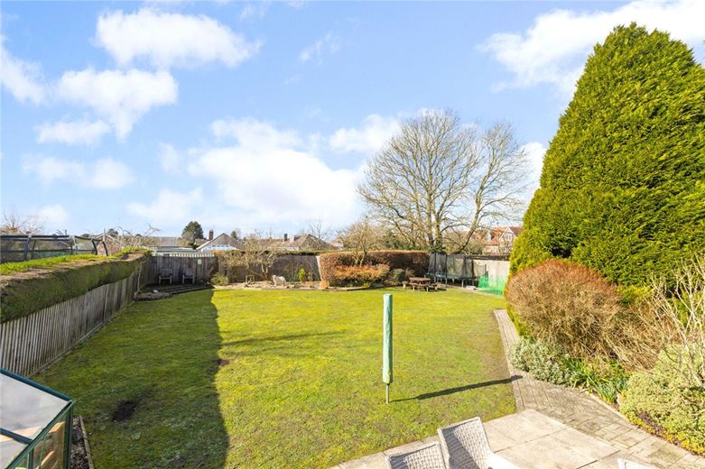 4 bedroom house, Upavon Road, North Newnton SN9 - Available