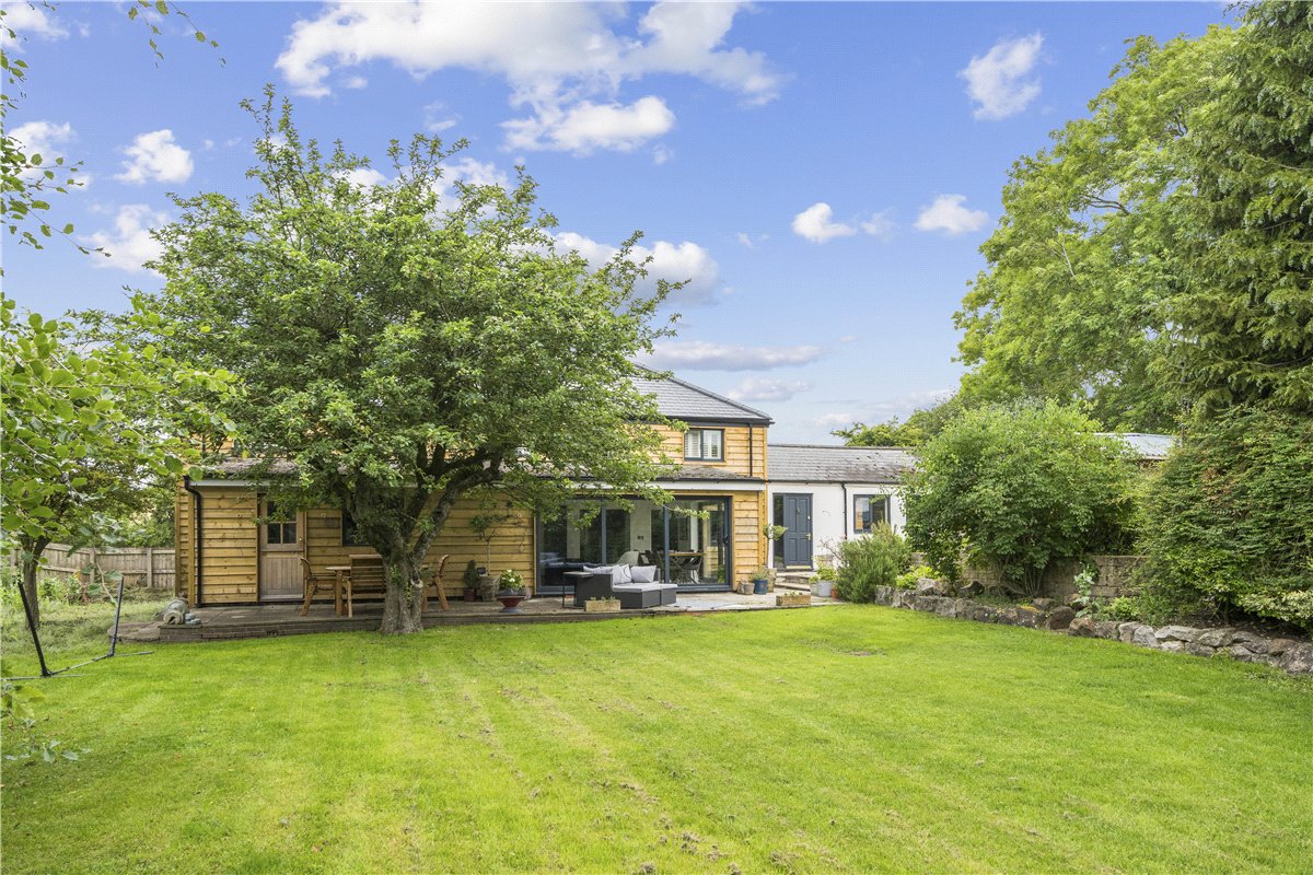 4 bedroom house, West Kennett, Marlborough SN8 - Available