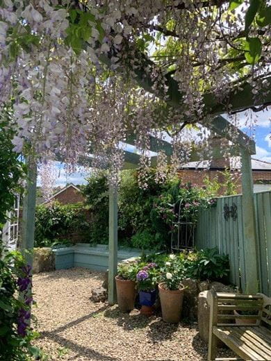 3 bedroom house, High Street, Marlborough SN8 - Available