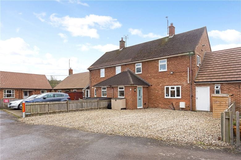 3 bedroom house, Farm Lane, Aldbourne SN8 - Sold STC