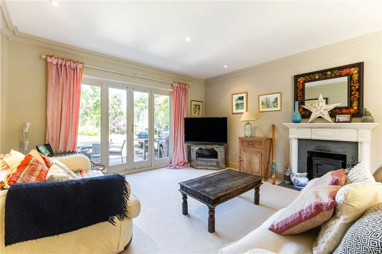 4 bedroom house, Granary Road, Great Bedwyn SN8 - Available