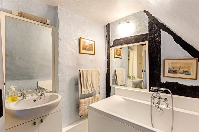 4 bedroom cottage, Sunton, Collingbourne Ducis SN8 - Available