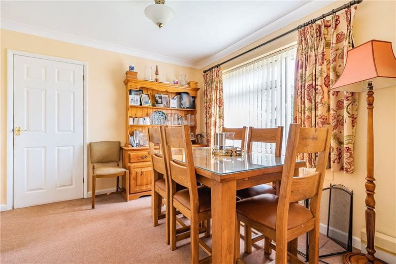 4 bedroom house, Elcot Close, Marlborough SN8 - Available