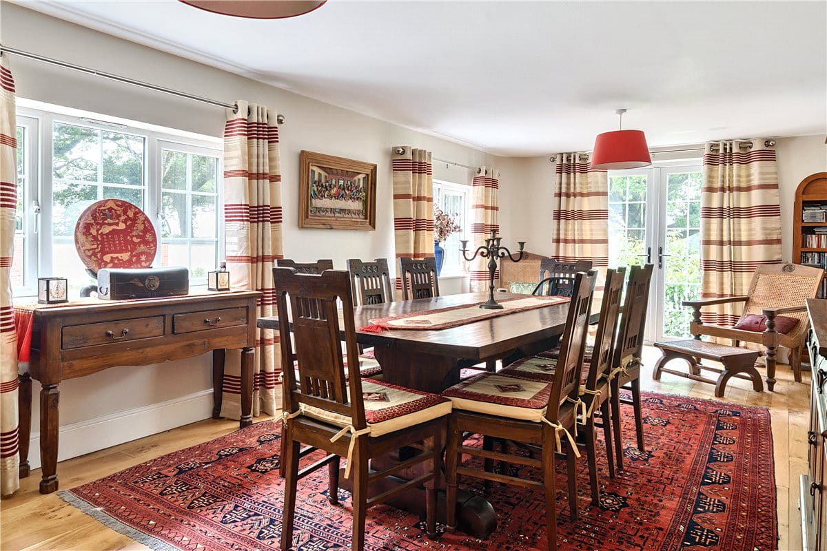 5 bedroom house, Clench Common, Marlborough SN8 - Available