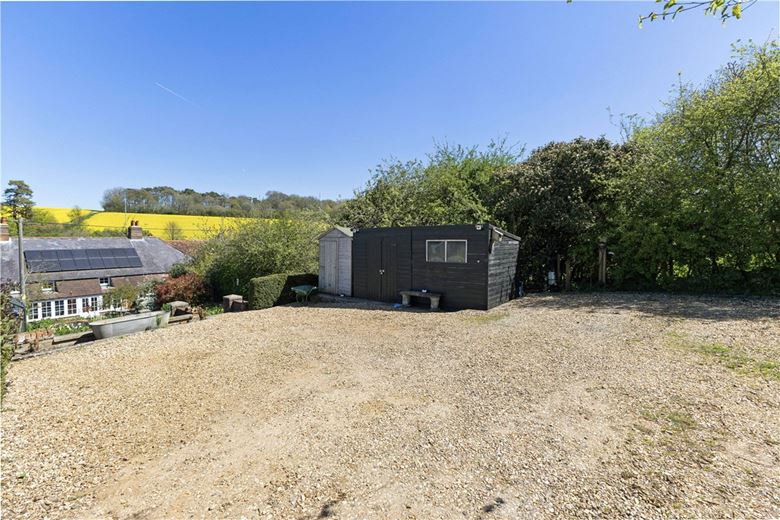 4 bedroom house, Fosbury, Wiltshire SN8 - Available
