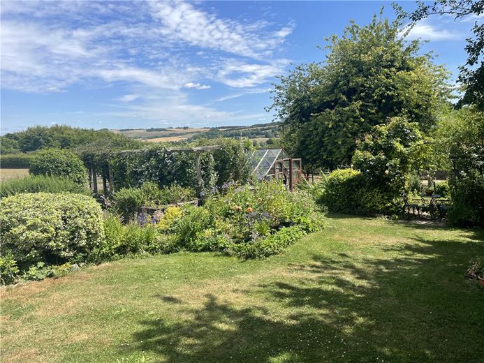 3 bedroom house, Newtown, Shalbourne SN8 - Sold STC