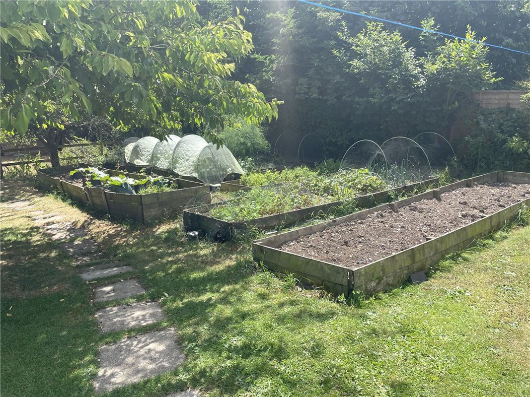 3 bedroom house, Newtown, Shalbourne SN8 - Sold STC