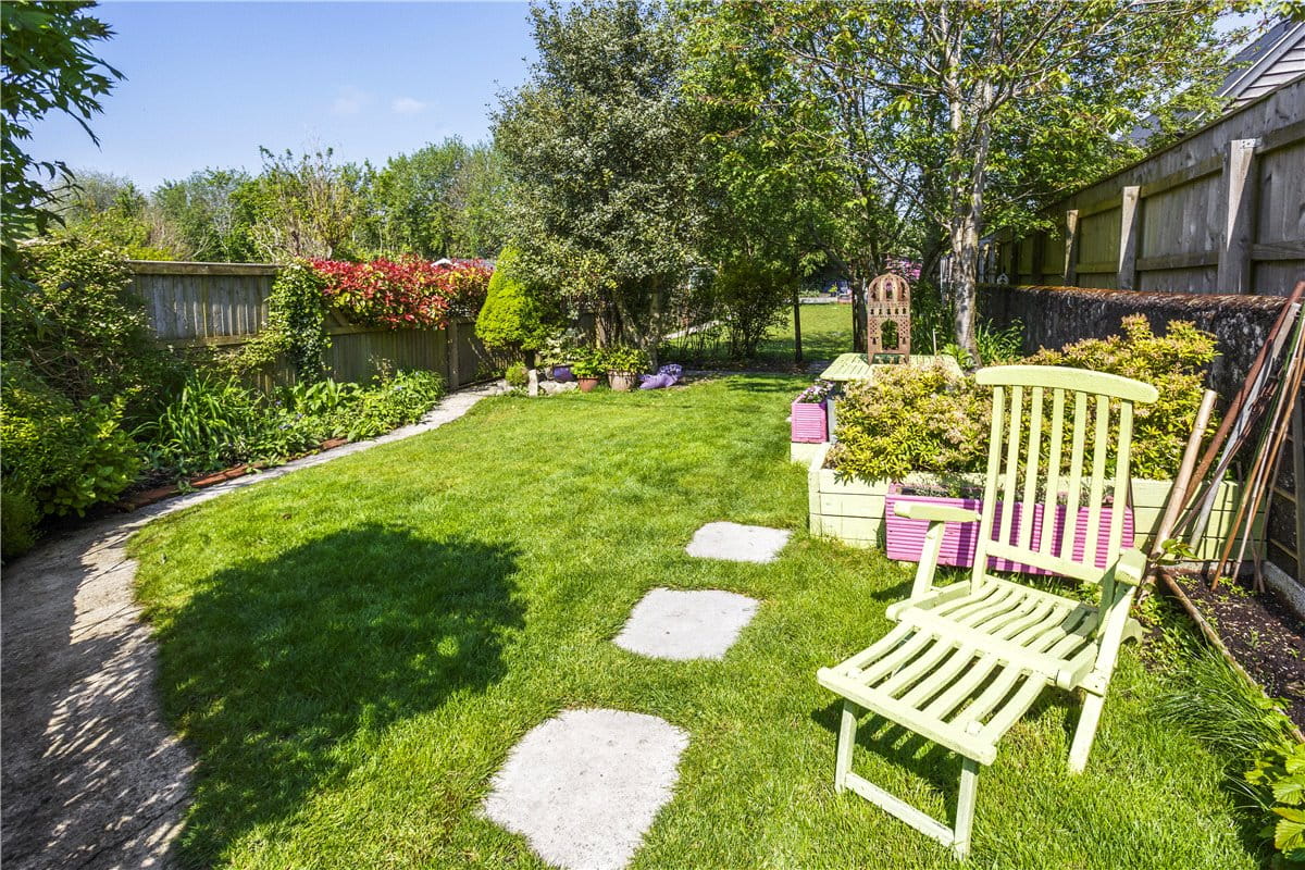 3 bedroom house, The Street, All Cannings SN10 - Available