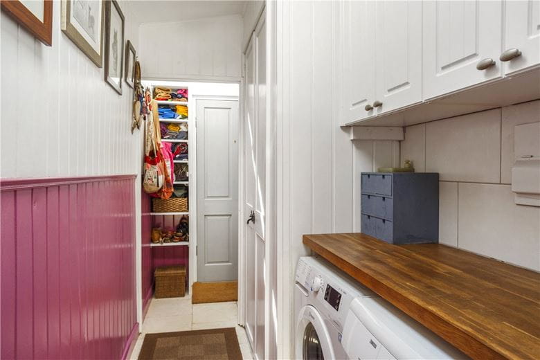 3 bedroom house, The Street, All Cannings SN10 - Available