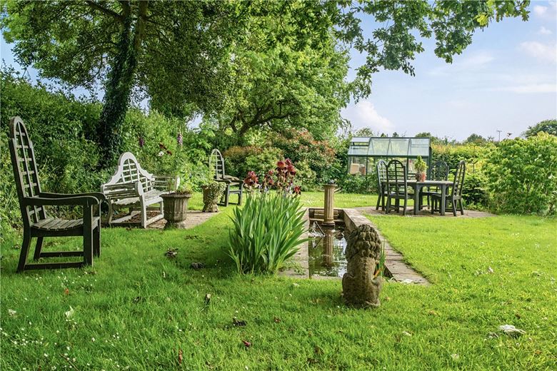 3 bedroom house, Wootton Rivers, Marlborough SN8 - Available