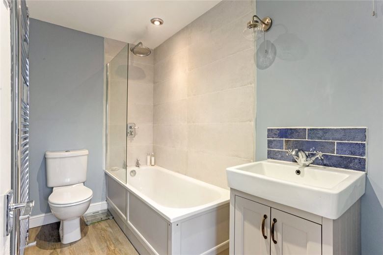 3 bedroom cottage, Wilton, Marlborough SN8 - Available