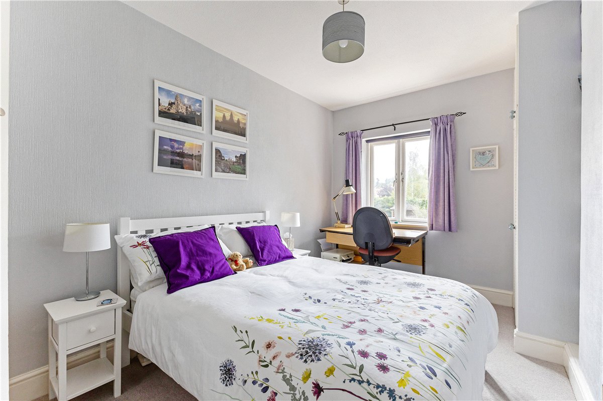 4 bedroom house, Chopping Knife Lane, Marlborough SN8 - Available