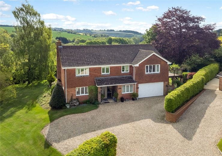 5 bedroom house, Southward Lane, Aldbourne SN8 - Available