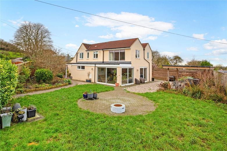 4 bedroom house, Dauntsey Lock, Chippenham SN15 - Available