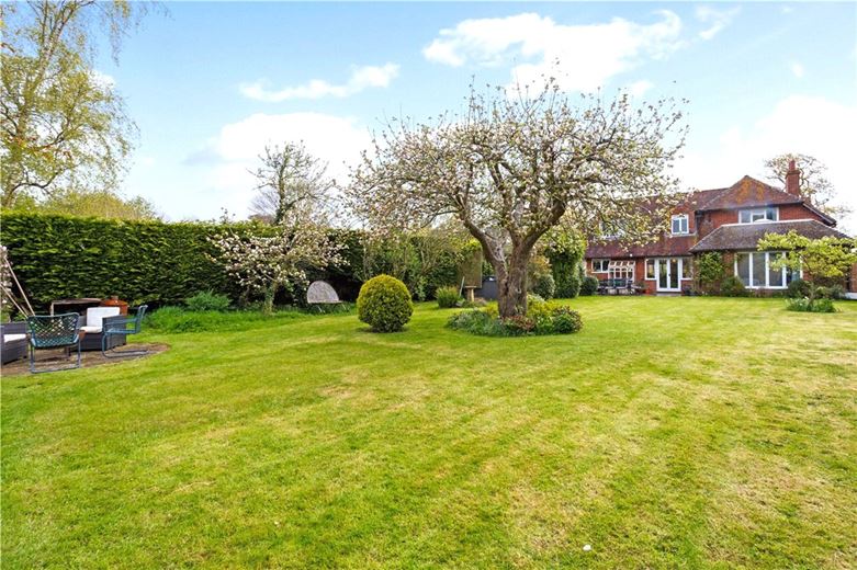 5 bedroom house, The Street, Marden SN10 - Sold STC