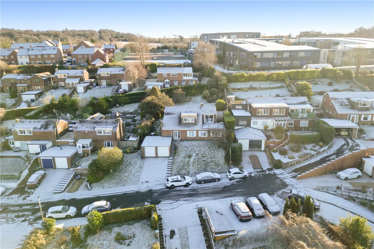 4 bedroom house, Ducks Meadow, Marlborough SN8 - Available