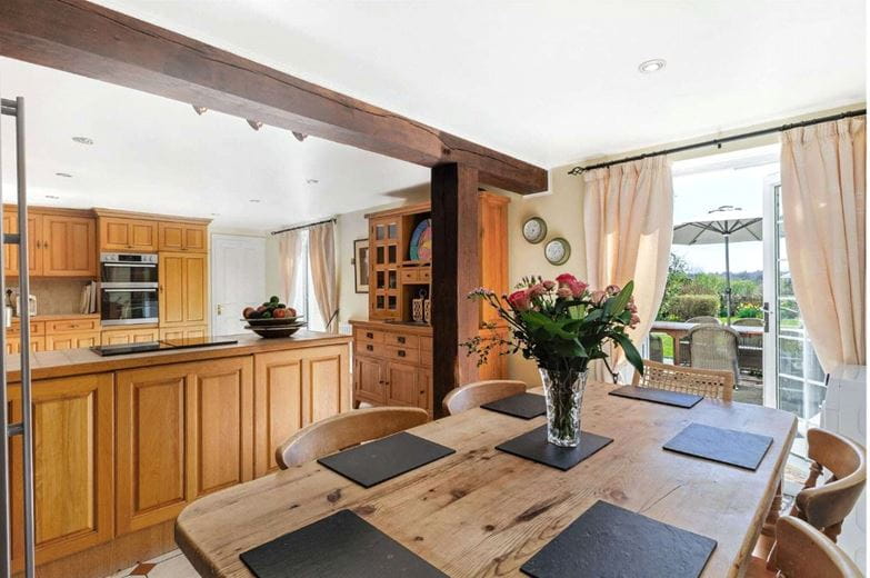 4 bedroom house, Pall Mall, Burbage SN8 - Available