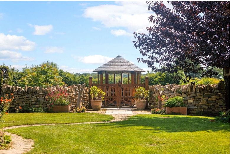 4 bedroom house, Pall Mall, Burbage SN8 - Available