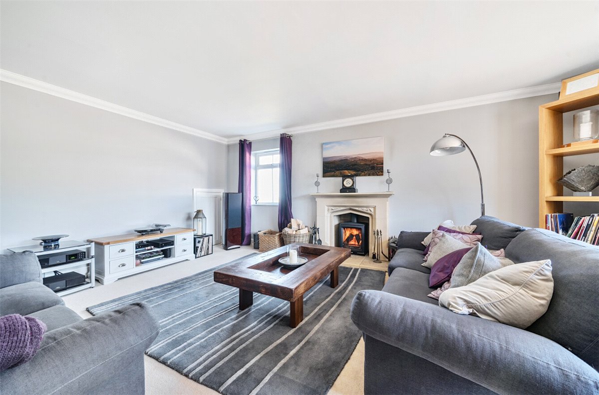 5 bedroom house, Studley Corner, Studley SN11 - Sold STC