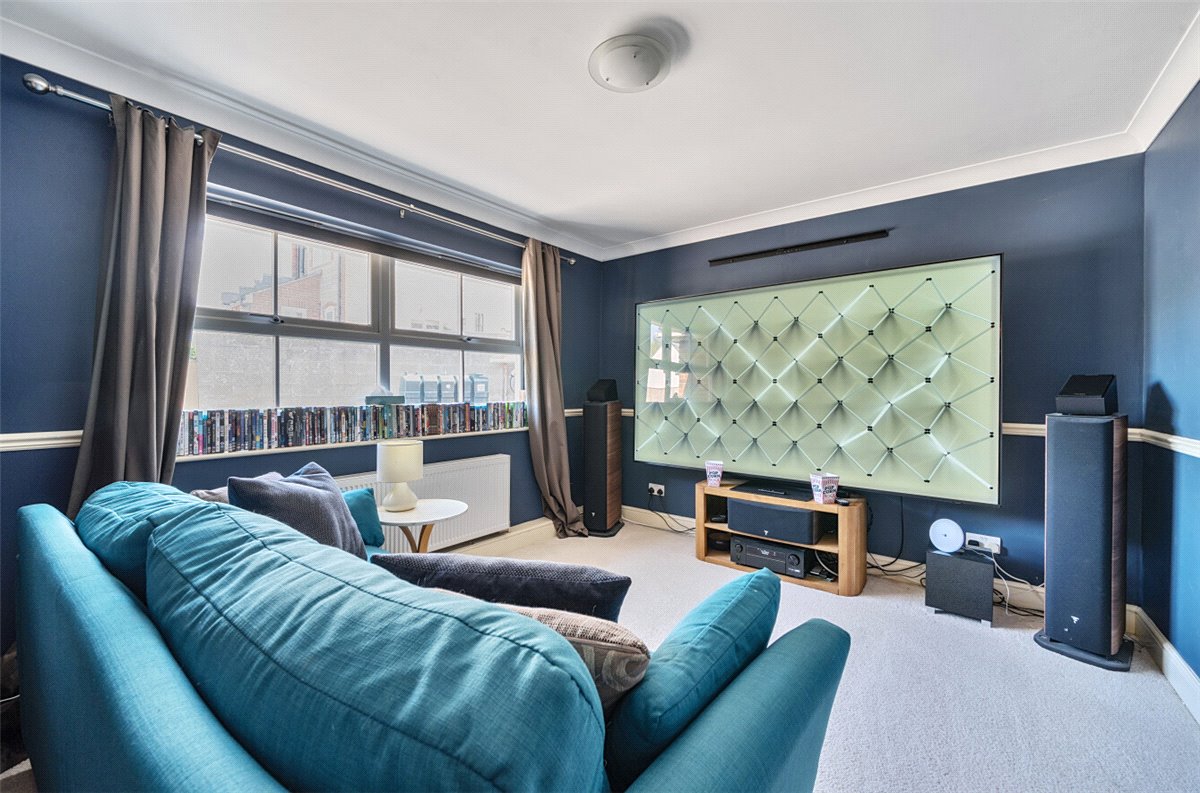 5 bedroom house, Studley Corner, Studley SN11 - Sold STC