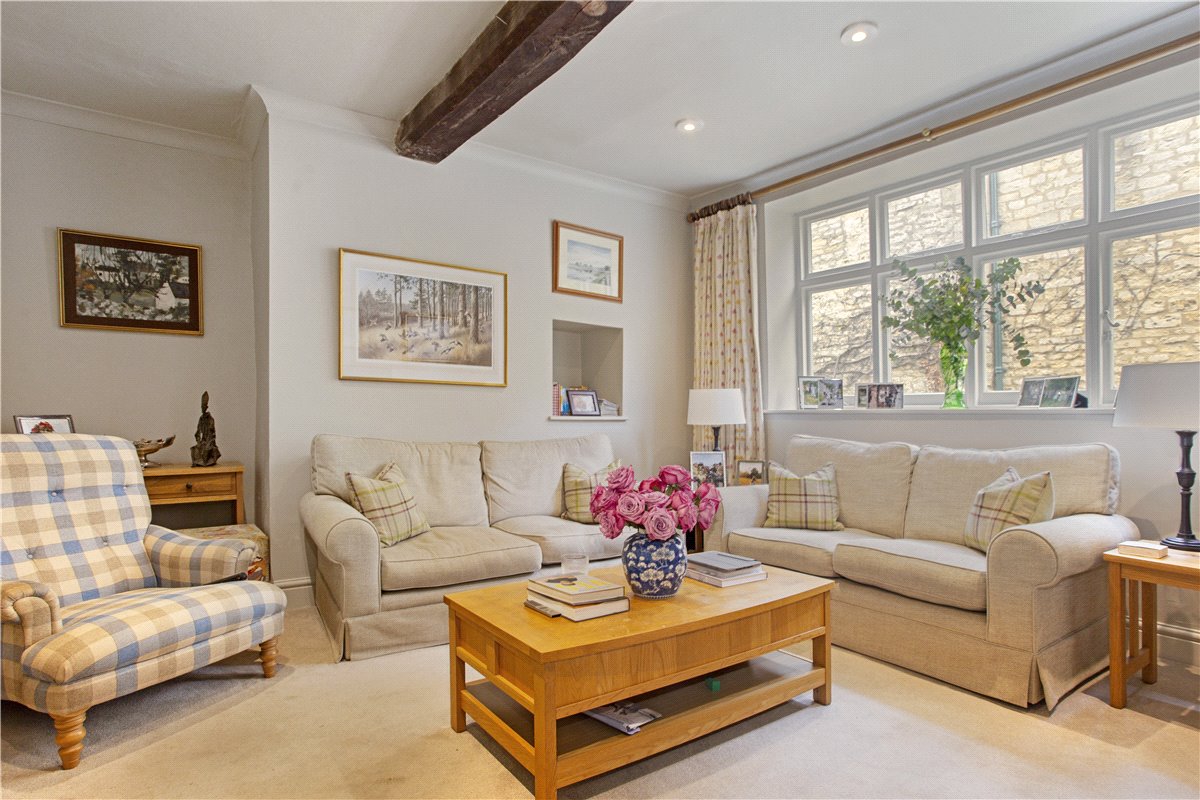 6 bedroom house, The Green, Calne SN11 - Sold