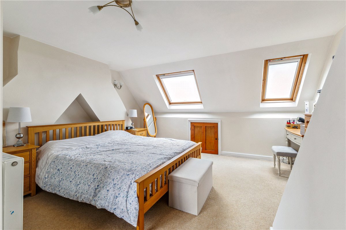 3 bedroom house, Butts Road, Chiseldon SN4 - Sold STC