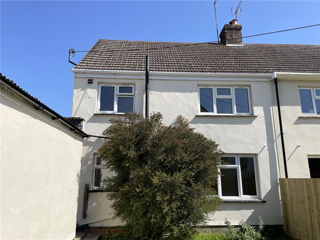 3 bedroom house, Bondfields, Woodborough SN9 - Sold STC