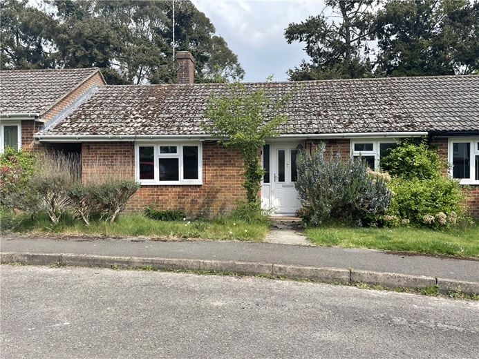 2 bedroom bungalow, The New Severalls, Milton Lilbourne SN9 - Available