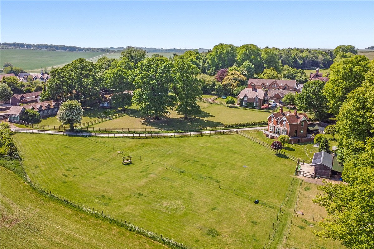 4 bedroom house, Russley Park, Baydon SN8 - Sold