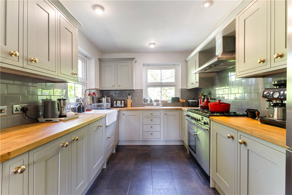 4 bedroom house, Russley Park, Baydon SN8 - Sold