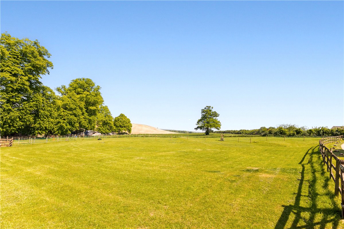 4 bedroom house, Russley Park, Baydon SN8 - Sold