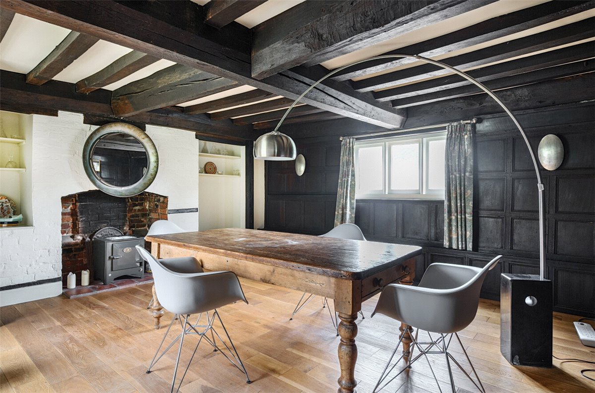 4 bedroom house, Yatesbury, Calne SN11 - Available