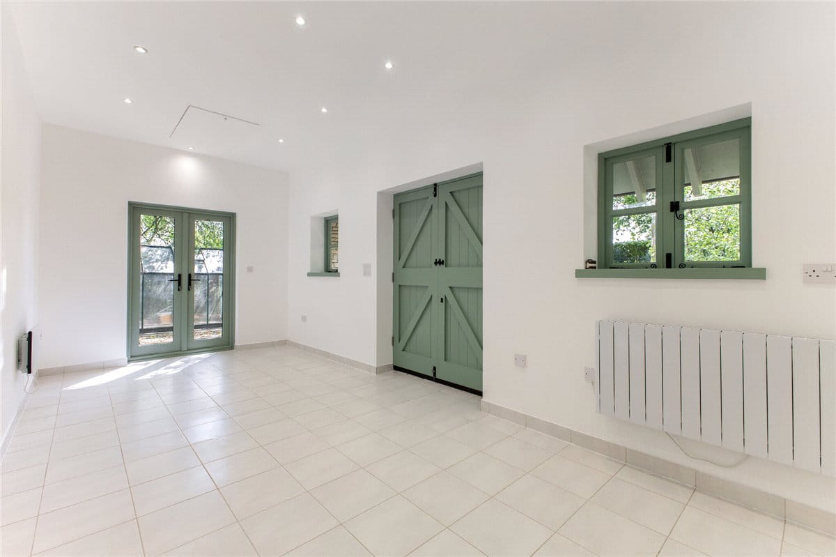 4 bedroom house, Broome Manor Lane, Swindon SN3 - Sold STC