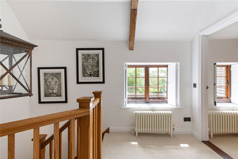 4 bedroom house, Broome Manor Lane, Swindon SN3 - Sold STC