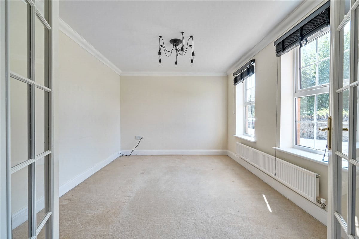 5 bedroom house, Lake View, Calne SN11 - Sold STC