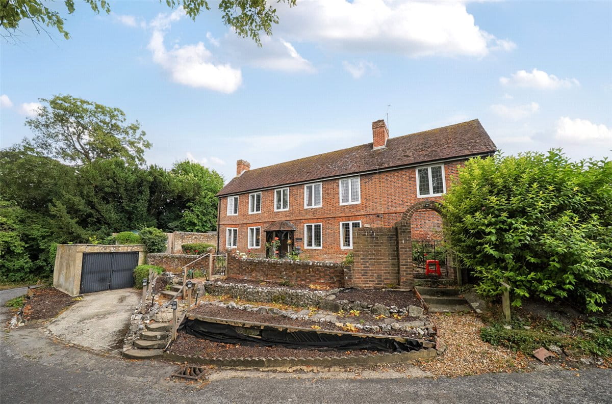 4 bedroom house, Collingbourne Kingston, Marlborough SN8 - Available