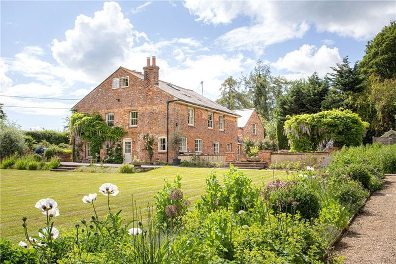 8 bedroom house, Oxenwood, Marlborough SN8 - Available