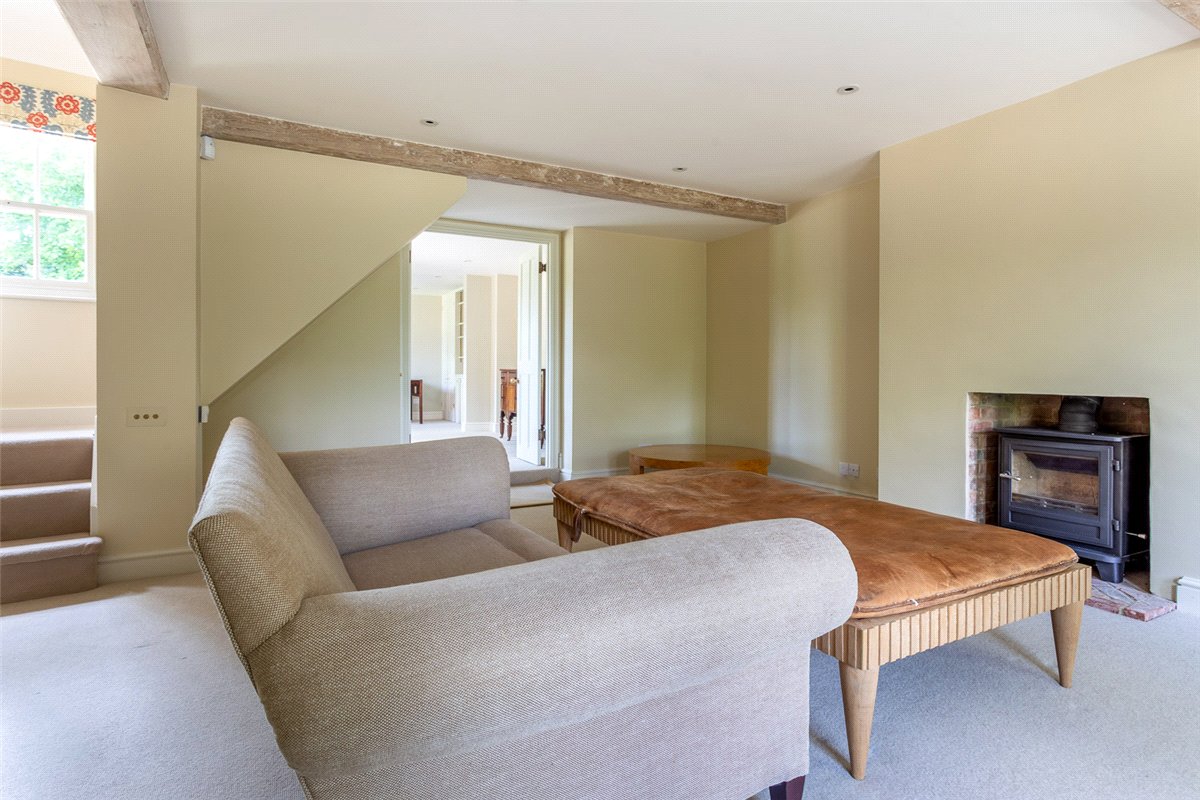 8 bedroom house, Oxenwood, Marlborough SN8 - Available