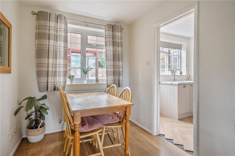 3 bedroom house, Southfield, West Overton SN8 - Available