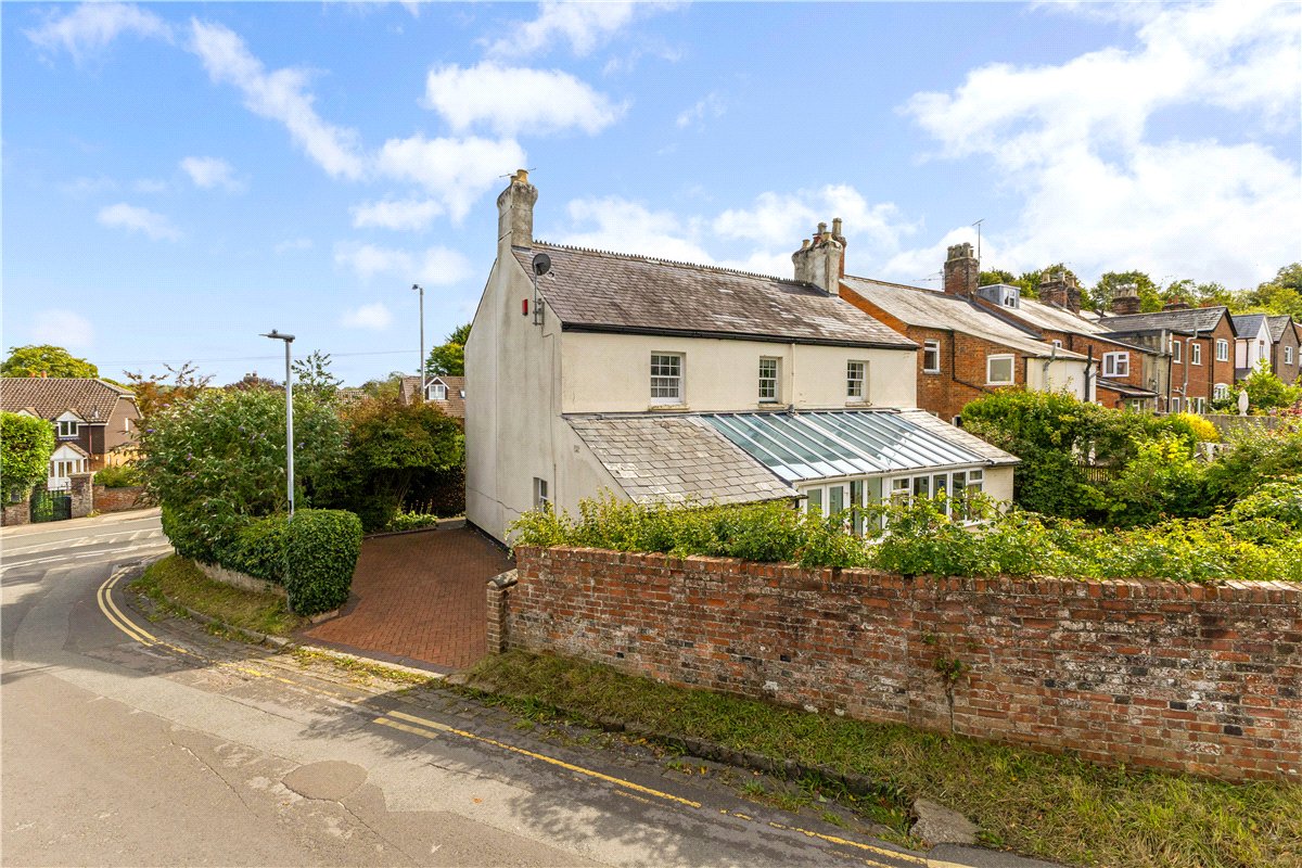 4 bedroom house, Salisbury Road, Marlborough SN8 - Available