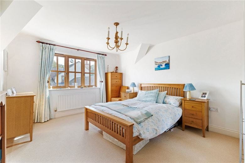 4 bedroom house, Cromwell Court, Marlborough SN8 - Available