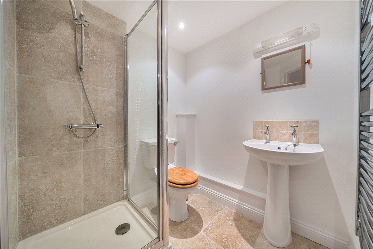 1 bedroom house, George Lane, Marlborough SN8 - Available