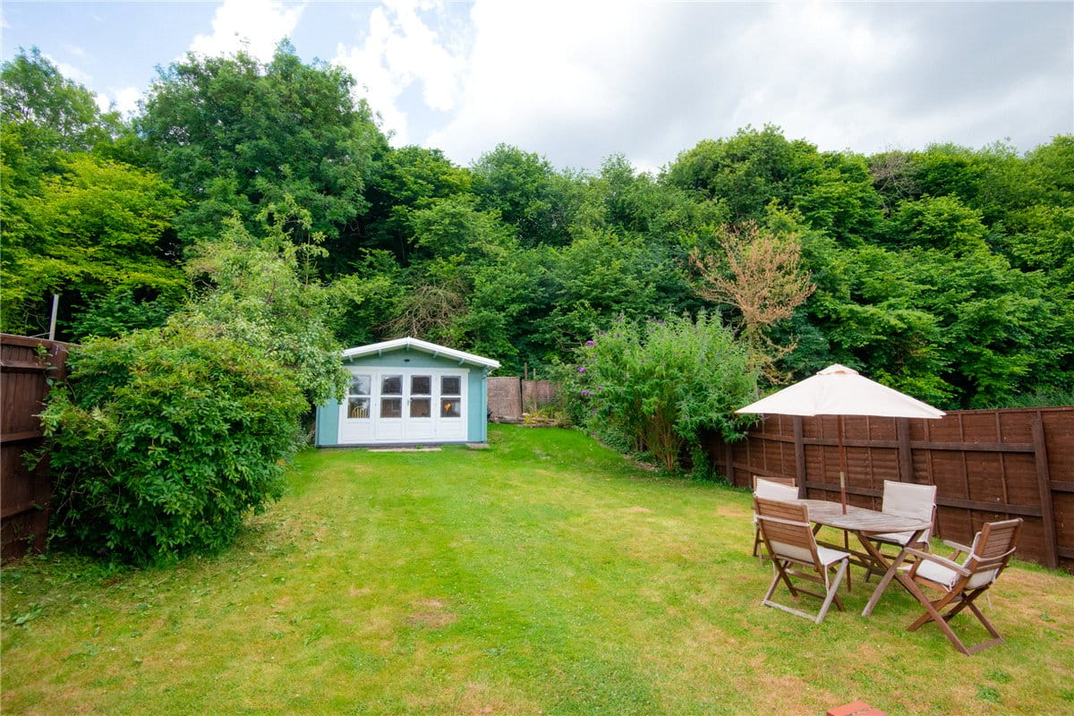 3 bedroom house, Five Stiles Road, Marlborough SN8 - Available