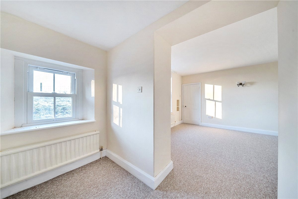 3 bedroom house, The Street, Marden SN10 - Available