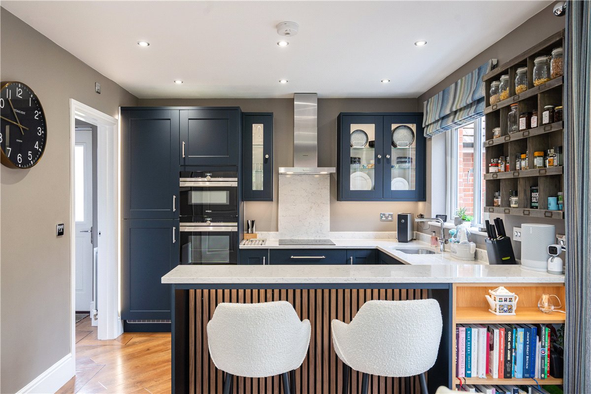 3 bedroom house, Garside Way, Marlborough SN8 - Available