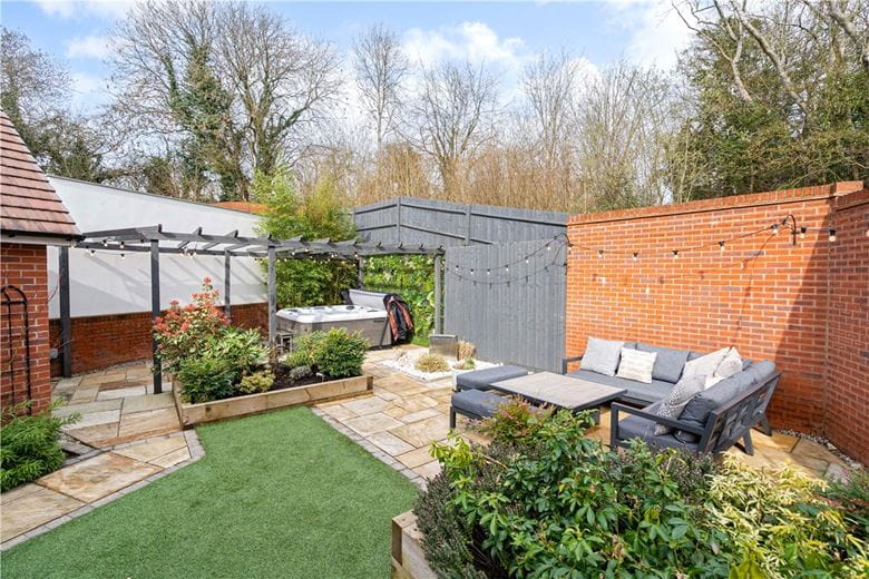 3 bedroom house, Garside Way, Marlborough SN8 - Available