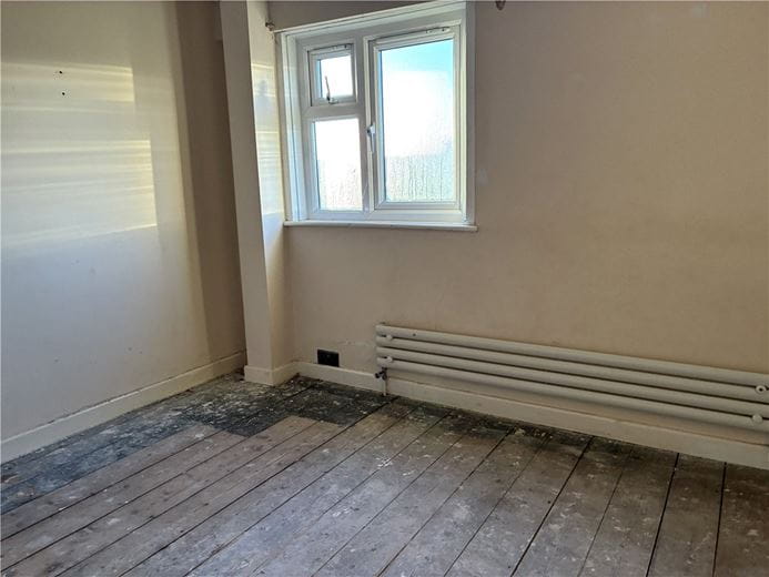 3 bedroom house, Burbage Road, Easton Royal SN9 - Sold STC