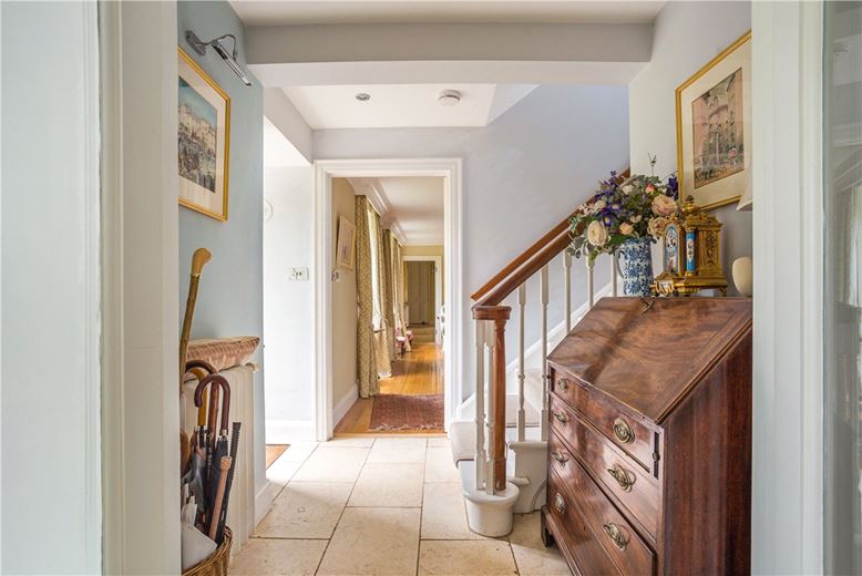 4 bedroom house, Castle Street, Calne SN11 - Available