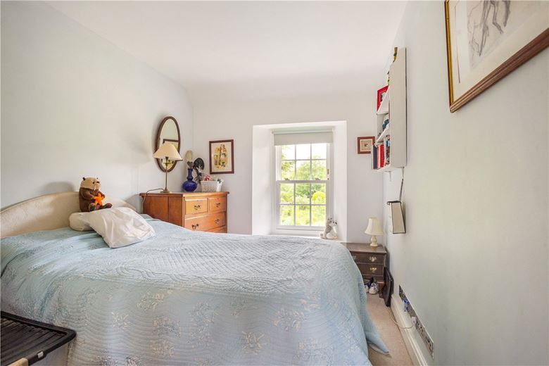 4 bedroom house, Castle Street, Calne SN11 - Available