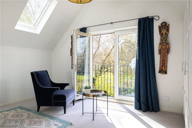 5 bedroom house, Bridge Street, Manton SN8 - Available